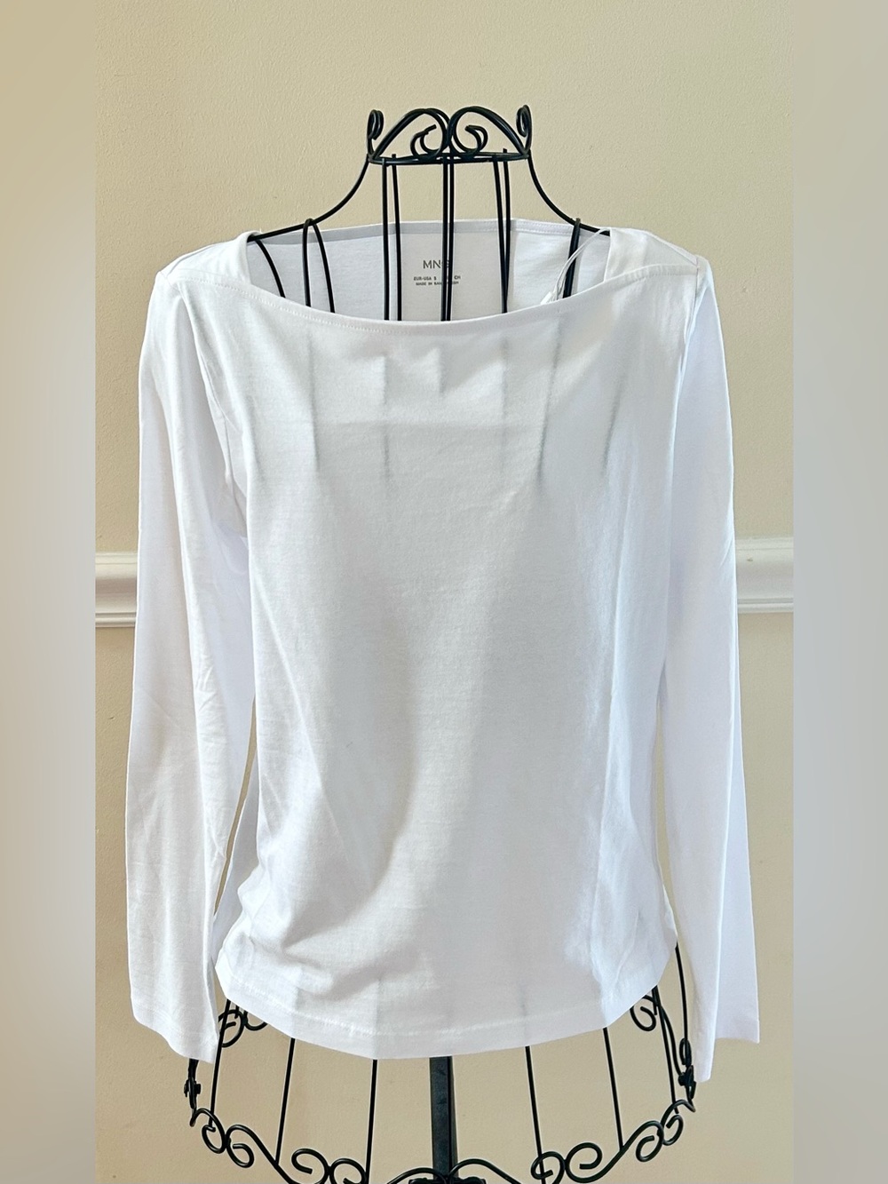 NWT Mango Women's White Long Sleeve Lightweight Boatneck Top - 100% Cotton